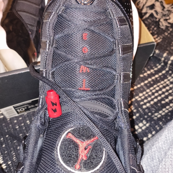 Jordan 6 Rings - Picture 9 of 9